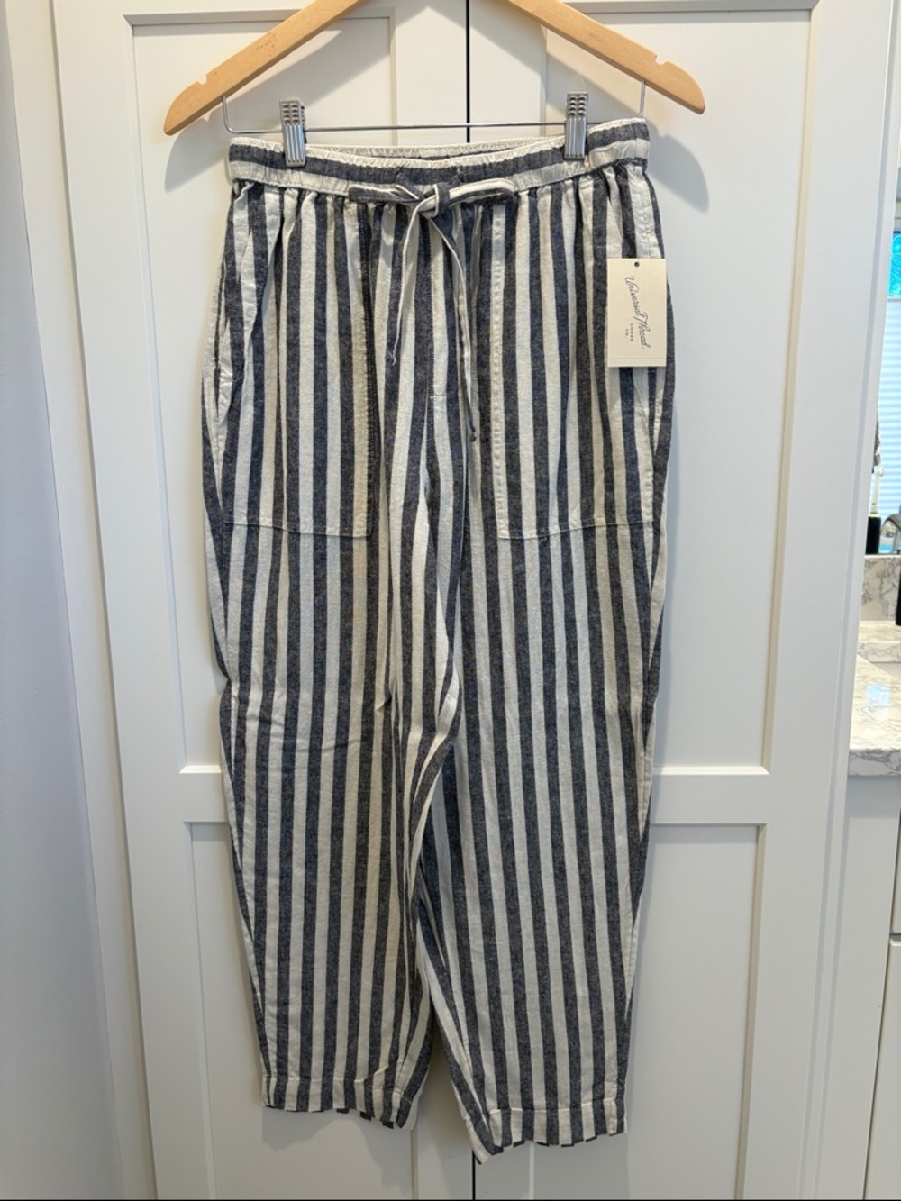 Universal Thread Linen Navy & White Striped Smocked top and pants - Picture 4 of 15